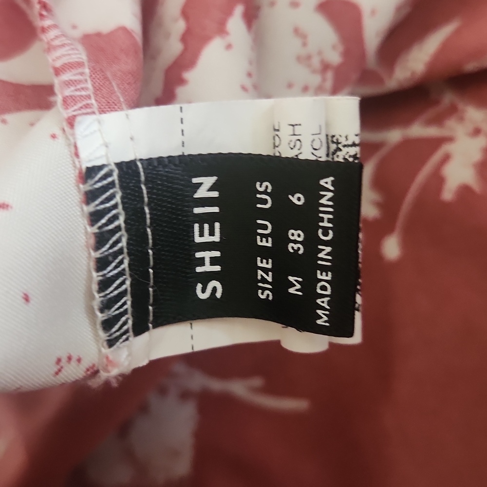 SHEIN Red Floral Two-Piece Set - Picture 4 of 5